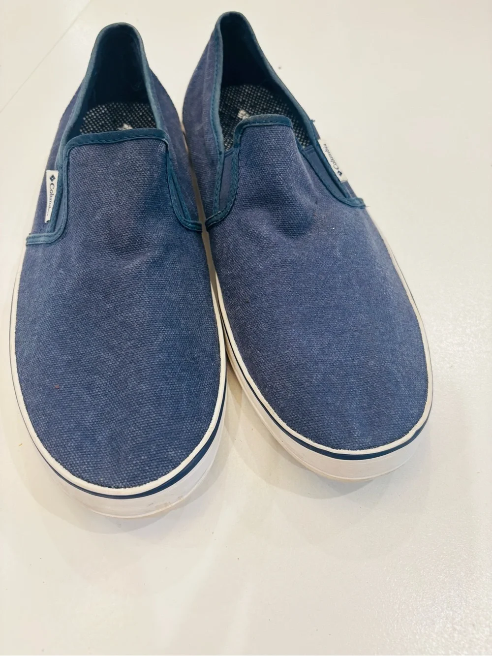 Columbia Men's Slip-On Loafers in Navy Blue size 11